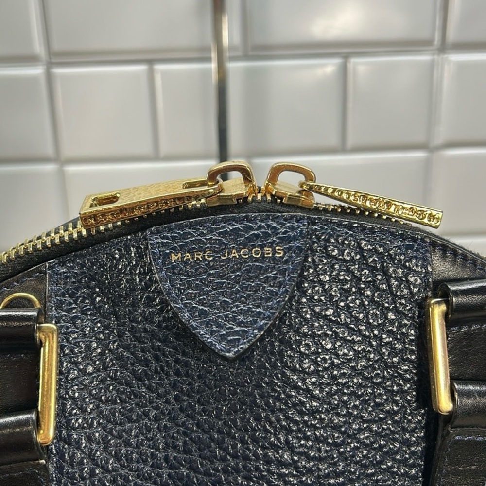 Marc Jacob’s Sutton Dome Leather Satchel - Picture 6 of 9